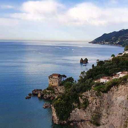 Divina Guesthouse Salerno Exterior foto