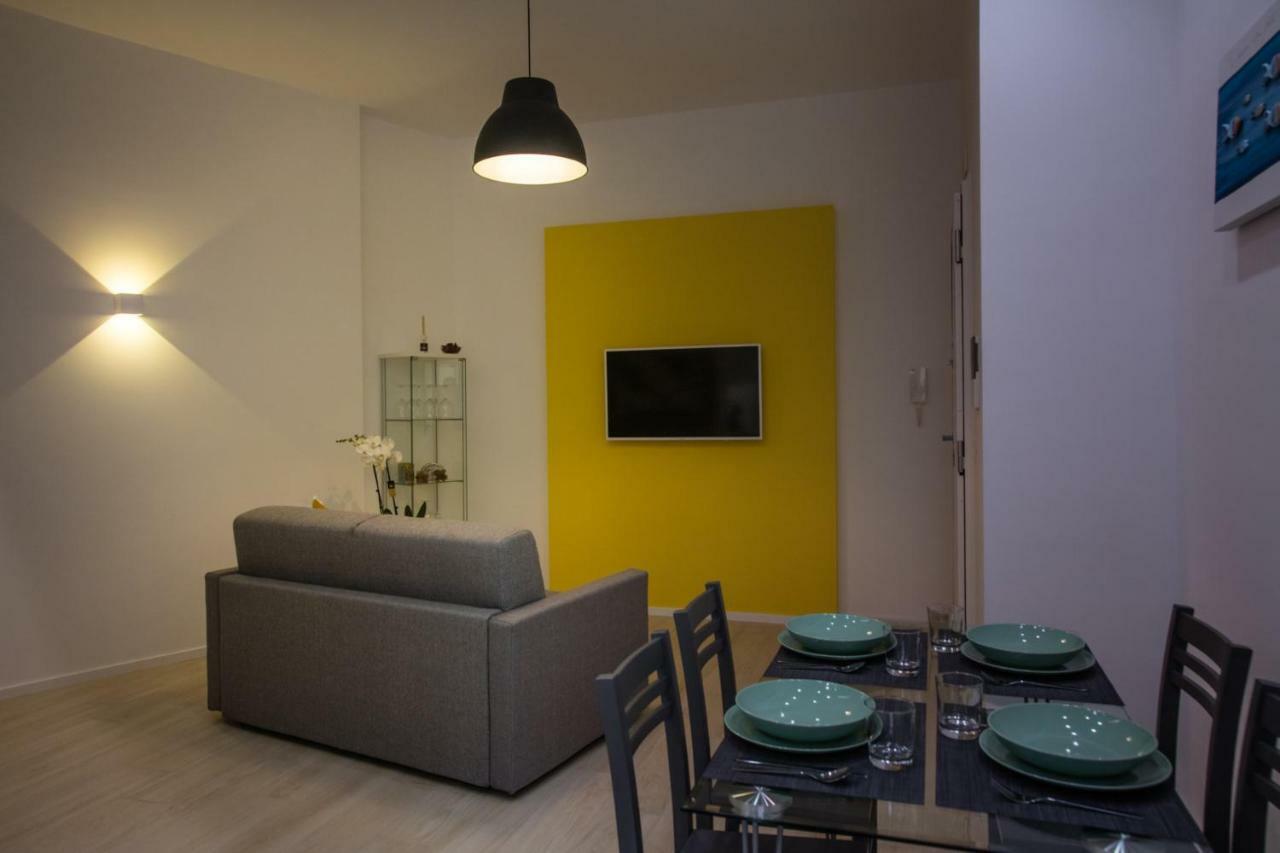 Divina Guesthouse Salerno Exterior foto
