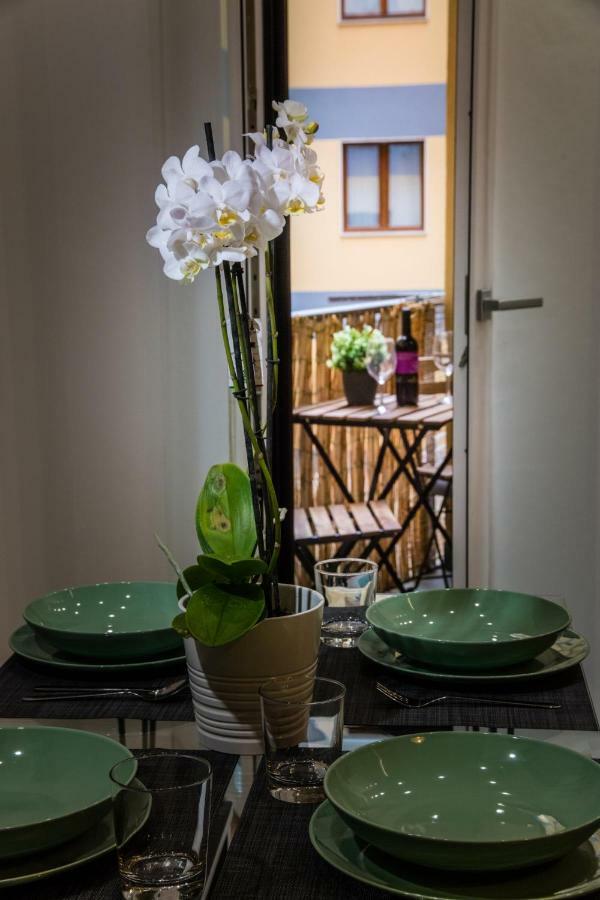 Divina Guesthouse Salerno Exterior foto
